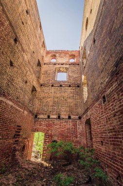 Eski tuğla Morozov değirmenini yok etti. Rusya 'nın Penza bölgesinde bulunmaktadır..
