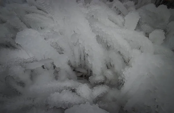 Beautiful Frozen Splashes Winter Turned Icicles — Stock Photo, Image
