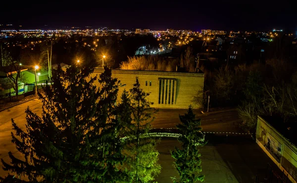 ペンザの夜の都市でロシア連邦 — ストック写真