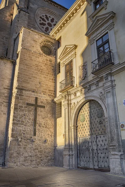The Episcopal Palace of Cuenca, is located next to the Cathedral — Stock Photo, Image
