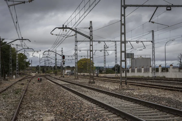Espeluy plate-forme ferroviaire et voies ferrées, province de Jaen, Espagne — Photo