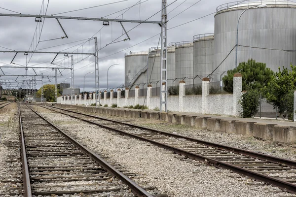 Espeluy bahnsteig und gleise, jaen provinz, spanien — Stockfoto