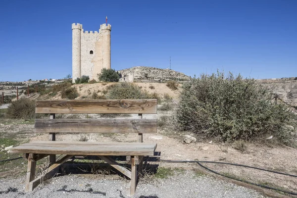 Hrad z opěrná století Xii, se v Alcalá del Jucar, oblasti Albacete, Španělsko — Stock fotografie