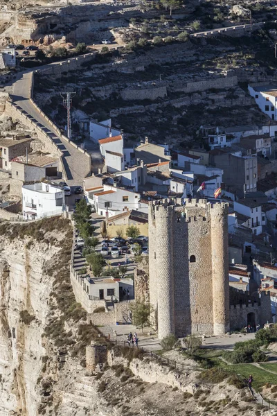 Castelo de Almohad origem do século XII, tomar em Alcala del Jucar, província de Albacete, Espanha — Fotografia de Stock