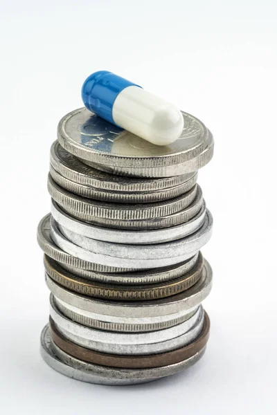 Conceptual view of profit in the pharmaceutical industry — Stock Photo, Image