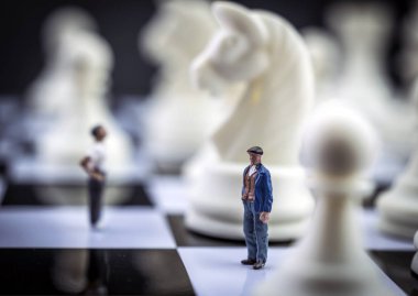 Adam küçük satranç, içinde kavramı