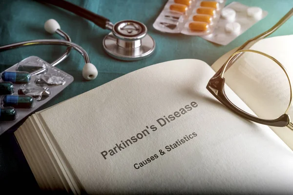 Livro Aberto da Doença de Parkinson, Imagem Conceitual — Fotografia de Stock