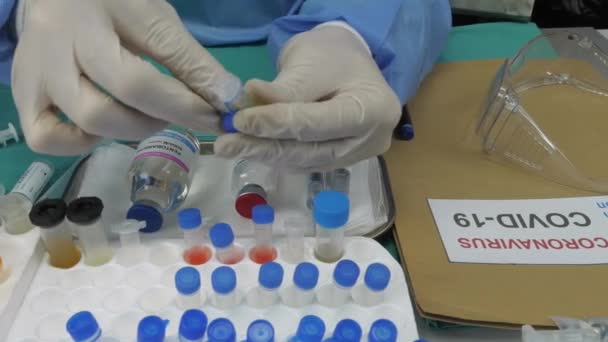 Scienziato Indaga Sulle Cure Mediche Covid Coronavirus Ospedale Spagna — Video Stock