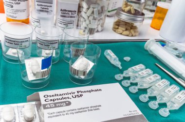 Covid-19 'dan etkilenen insanlar için hazırlanmış farklı bir ilaç olan Oseltamivir, zaten deneysel kullanımda olan bir virüse karşı seçici bir antiviral prezervatiftir.