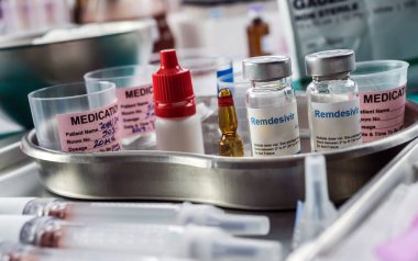 Covid-19 'dan etkilenen insanlar için hazırlanmış ilaçlar, Remdesivir zaten deneysel kullanımda olan, kavramsal görüntüde olan virüse karşı seçici bir antiviral koruyucu.