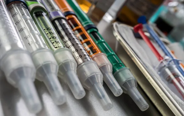 Jeringas Medicamentos Con Insulina Junto Los Viales Medicamentos Preparados Hospital —  Fotos de Stock