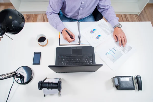 Man in office / office work — Stock fotografie