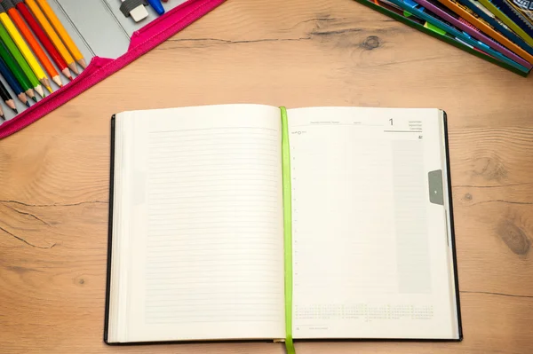 Back to school, desk with equipment — Stock Photo, Image