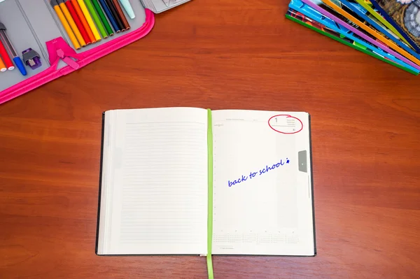 Back to school, desk with equipment — Stock Photo, Image