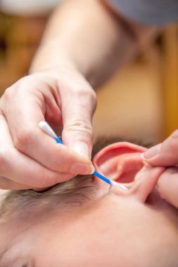 kulak temizleme / temizle 