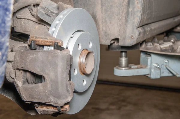 Brake Disc Replacement Brake Disc Authorized Service Center — Stock Photo, Image