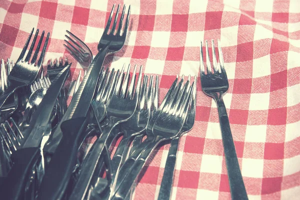 Red Checked Tablecloth Forks Knifes Background Picture Vintage Effect — Stock Photo, Image