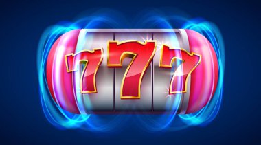 Kumar makinesi büyük ikramiyeyi kazandı. 777 Büyük Kumarhane Konsepti.