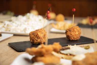 Lezzetli İspanyol tapas çeşitleri