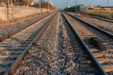 Eski tren rayları