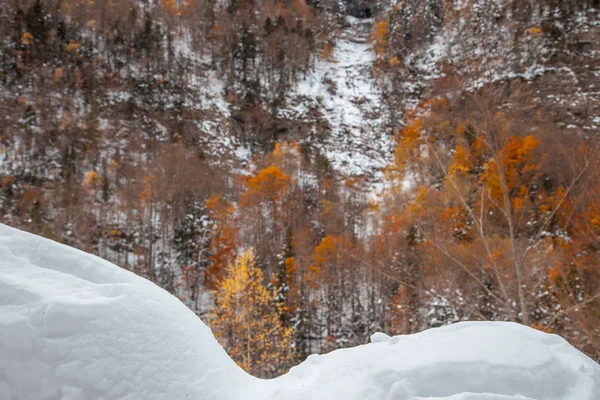 Valle Nacional Ordesa Otoño Nevado Situado Pirineos España —  Fotos de Stock