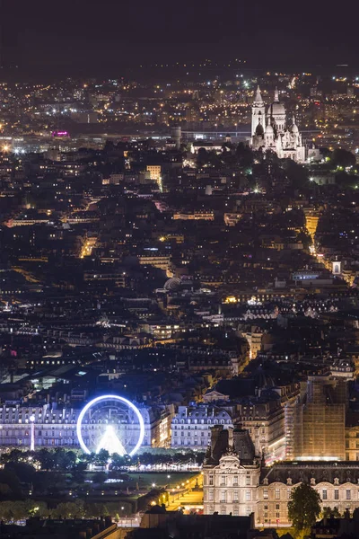 在临近的时间闪耀巴黎城市 — 图库照片