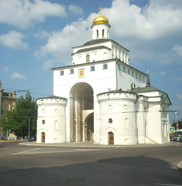 VLADIMIR, RÚSSIA - 17 de julho de 2016: Golden Gates. Vladimir — Fotografia de Stock