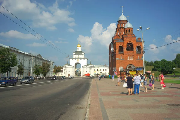 Vladimir, Federacja Rosyjska-17 lipca 2016: złotej bramy. Vladimir — Zdjęcie stockowe