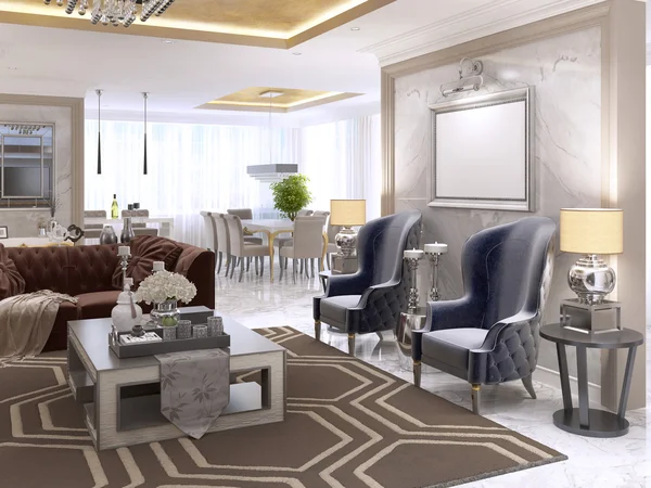 Art Deco tarzında iki lüks koltuk.