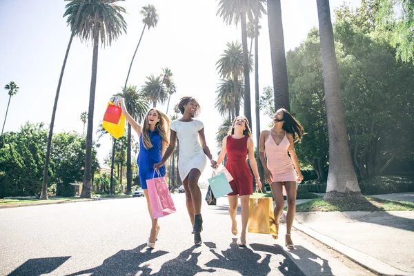 güzel kadınlar alışveriş