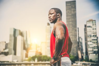 Sportif adam eğitim açık havada