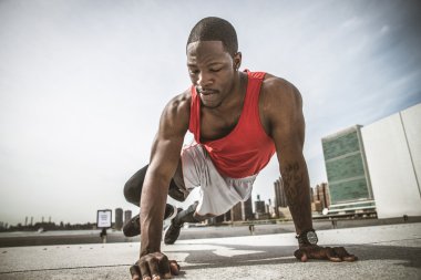 Sportif adam eğitim açık havada