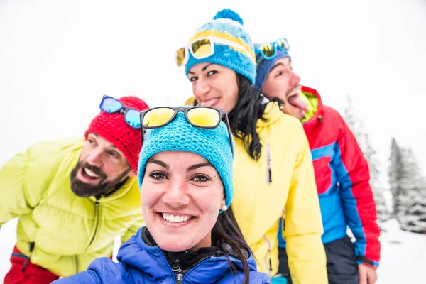 Skiers having fun on snow — Stock Photo, Image