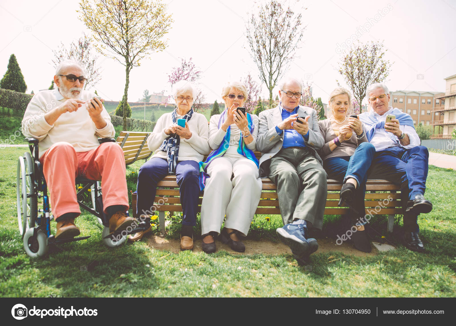 Seniors spending time at park — Stock Photo © oneinchpunch 130704950