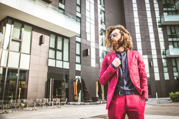 Hipster în costum roşu — Fotografie, imagine de stoc