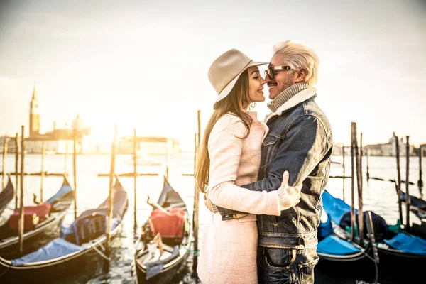 Pareja en Venecia —  Fotos de Stock