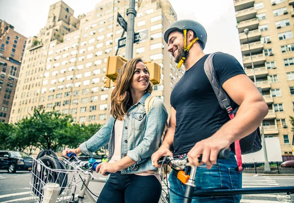Велогонщики Нью-Йорка — стоковое фото