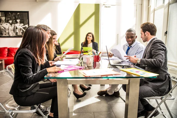 Team aziendale in carica — Foto Stock