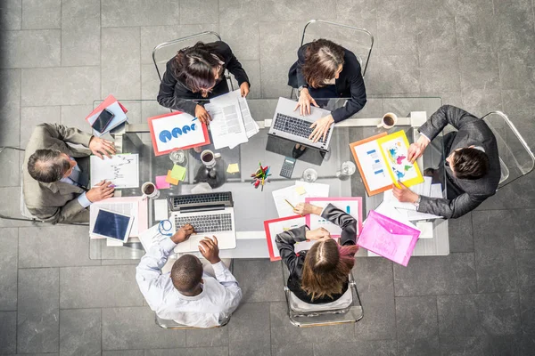 Successful business team in conference room — Stock Photo, Image