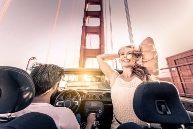 San Francisco'da sürüş Çift 