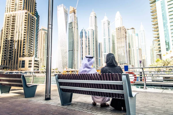 Arabo coppia incontri — Foto Stock