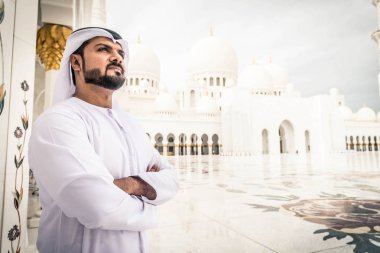 Sheikh Zayed cami de Arapça adam