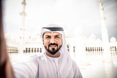 Sheikh Zayed cami de Arapça adam