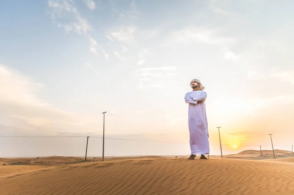 Homem árabe no deserto — Fotografia de Stock