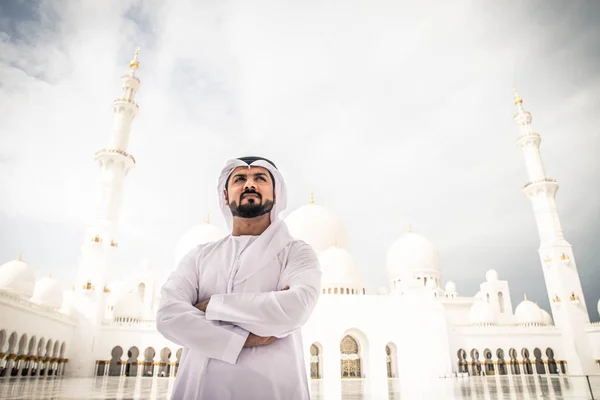 Sheikh Zayed cami de Arapça adam — Stok fotoğraf