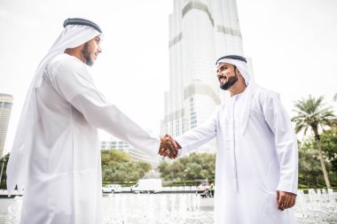 Dubai Arap iş adamları   
