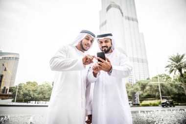 Dubai Arap iş adamları   