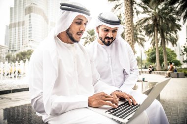 Dubai Arap iş adamları   