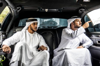 Dubai Arap iş adamları   