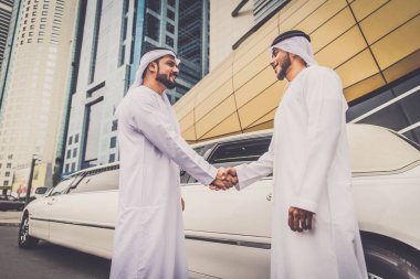 Dubai Arap iş adamları   